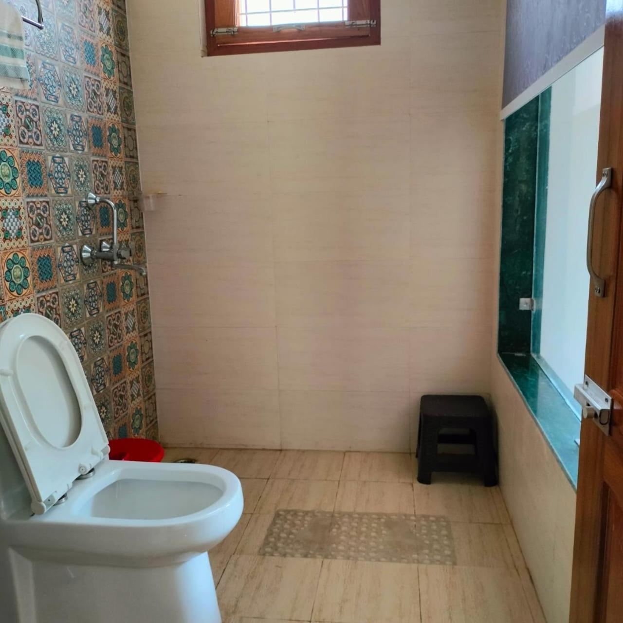 Winter Woods Cottages - 3-Bedroom Homestay Shitlakhet Екстериор снимка